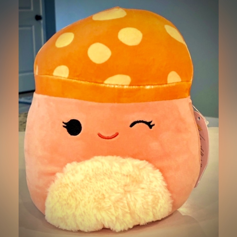 Alba the Mushroom Squishmallow 8”